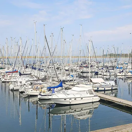 Modernes Direkt Am Hafen *